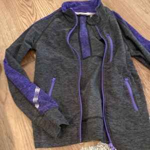 Girls triple flip zip up